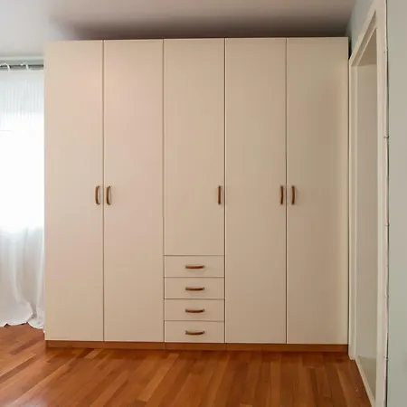 *la Primavera* - Spacious In Top Centre Daire Filibe