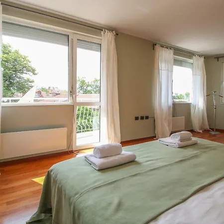 Daire *la Primavera* - Spacious In Top Centre Filibe